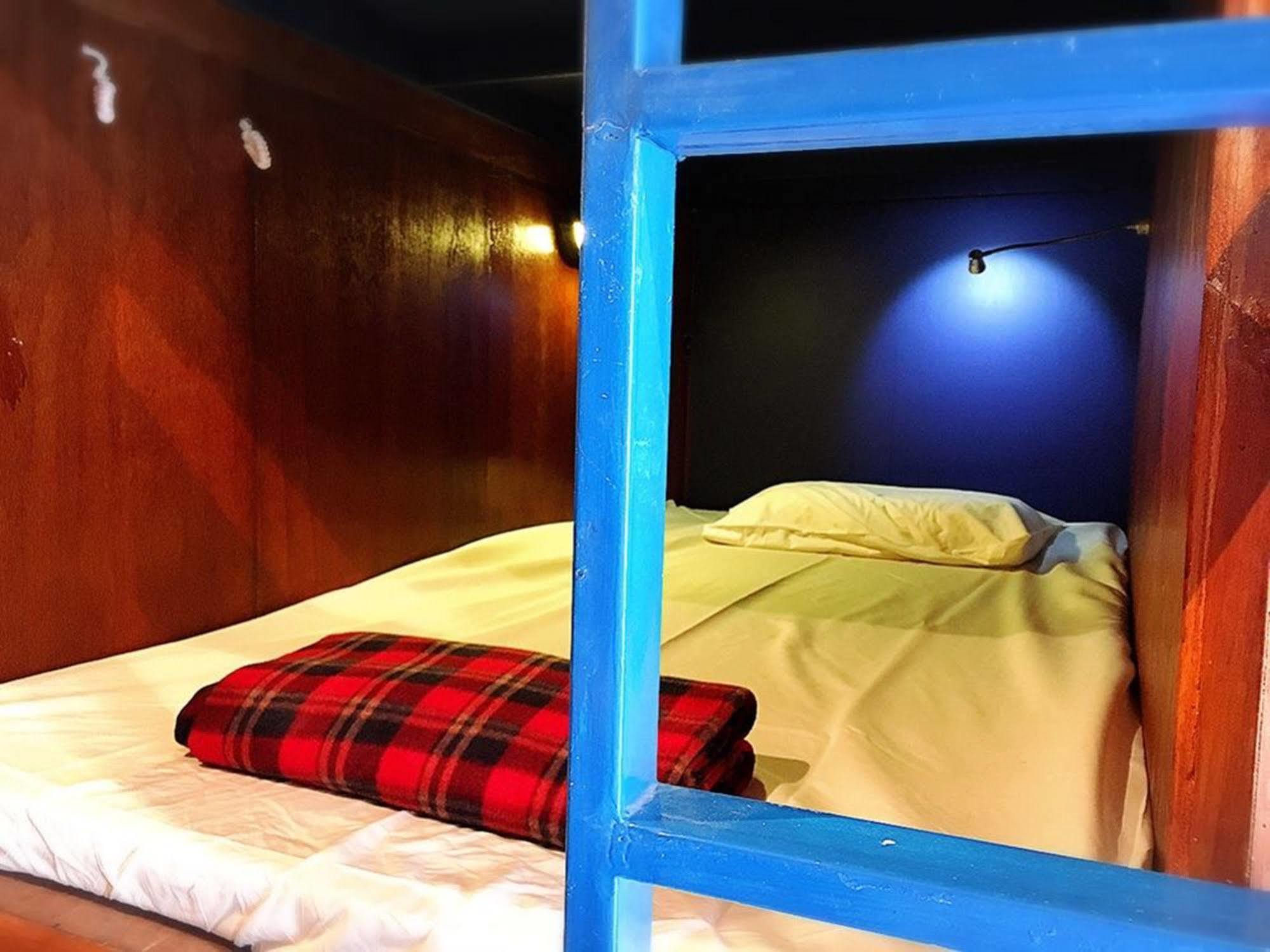Patong Wire Hostel מראה חיצוני תמונה