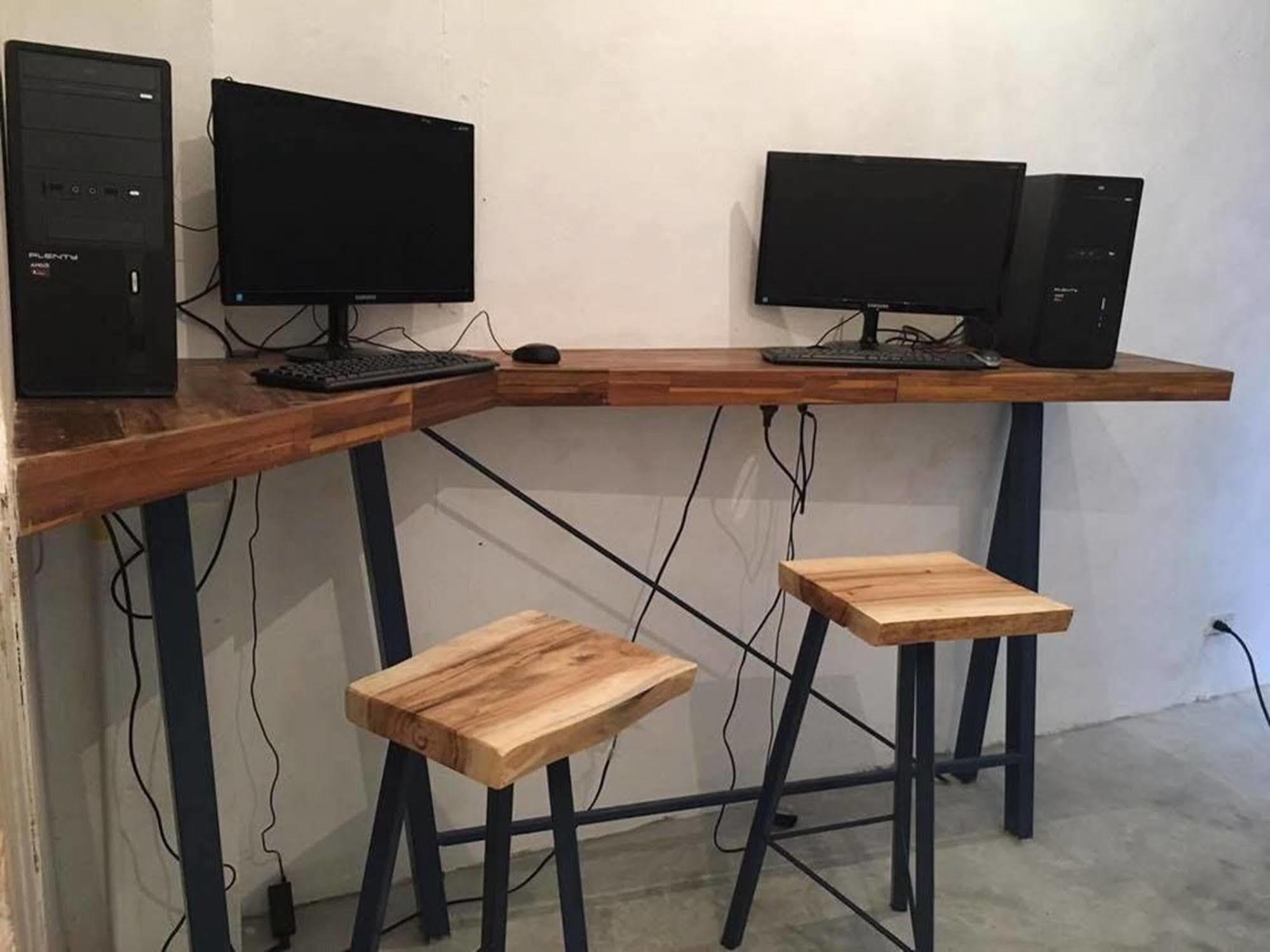 Patong Wire Hostel מראה חיצוני תמונה